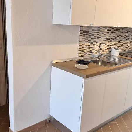La Casa Delle Stelle By Ca-sa Check סאן תאודורו
